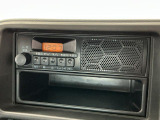 【ラジオデッキ】AM/FM対応!ラジオを聴きながら、運転中もリラックス♪