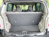 普段のお買い物や通勤、送迎等に十分な荷室スペースを確保しております。セカンドシートを倒すと、大きな荷物の積載も可能です♪
