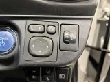 ドアミラー調整スイッチ。