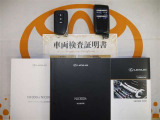 スマートキー&エンジンスターター付。取扱説明書とメンテナンスノートもあります☆品質評価シート付いてます!トヨタ認定中古車ライト!!