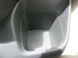 ちょっとした紙パックのドリンクも入ります!