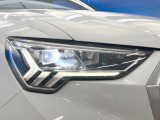 ●LEDヘッドライト:夜間走行時も良好な視界を確保し安心して運転できる高輝度LEDヘッドライトを装備!点灯速度が早く、消費電力も抑えられています。