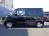 中古車は1台として同じコンディションのものは存在しないため、安心しておクルマをお選びいただけるよう、信頼のおける第三者機関が基準に従い、車両の品質と状態をチェックし、評価するのが「第三者評価」です。