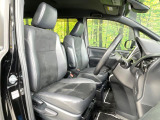 運転席シート廻りは使用感も少なく、良好な状態となっています。前オーナー様が丁寧に使っていたことがよくわかりますね。