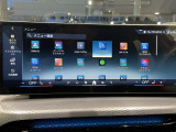 【アップルカープレイ】iPhoneがBMW車両とワイヤレスで接続されます。Apple CarPlayでは、オーディオストリーミングやメッセージングアプリがディスプレイに表示されます。