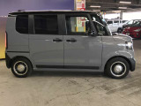 エンジンルーム、室内、クリーニング済みです。厳選したお車を屋内展示場にて展示中☆車両品質には自信がございます!ぜひ一度ご来店ください!!