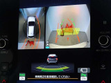 バックガイドモニターを装備しています、車庫入れもラクラクです。パノラミックビューモニターを搭載しています、上からの画像も表示されます。