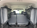 普段のお買い物や通勤、送迎等に十分な荷室スペースを確保しております。セカンドシートを倒すと、大きな荷物の積載も可能です♪