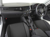 Audiのインテリアはエクステリア同様、優れたデザイン性とクオリティ、そして機能性を兼ね備えております。