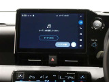 ディスプレイオーディオを装備。スマホとクルマをつなぐことで、これまでのナビに加えて、いろんなサービスが楽しめます。