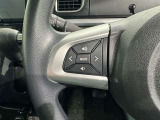 ステアリングスイッチ装備!運転しながら手元でオーディオの操作などができます。