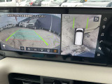 アラウンドビューモニターは4方のカメラで真上から車を見たようにモニターで確認ができる日産の自慢の装備です。是非実際の車で体感してみてください。