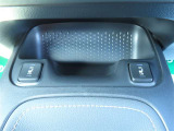 最近の車はスペアタイヤ装着車がほとんどありません。JAFに加入していれば安心です。