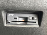 【ETC】高速道路の料金所をストレスなく通過!話題のスポットやサービスエリアに多い「スマートIC」利用時は必須のアイテムです。当店でセットアップを実施、ご納車当日からすぐにご利用いただけます!