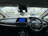 スポティーなデザインのインパネ周りです。全方位で視界が広く、見晴らしも良いので運転しやすいですよ(^_-)-☆