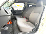安心してお車のご検討が出来るように、ハンドル、シフトレバー、ドアノブ、インパネ等を除菌・抗菌処理を行っております。