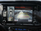 バックガイドモニターで、後方を確認しながら安心して駐車することができます。運転初心者も熟練者も必須の機能ですよ!