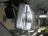 ETC2.0一体型の自動防眩機能付きバックミラー!後続車のヘッドライトの眩しさを自動で軽減してくれます!
