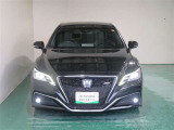 明度の高いLEDヘッドライトで、夜間の運転も安心です。