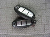 いまや日産車の必需品。インテリジェントキー&プッシュエンジンスタータ-を装備しています。