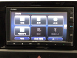 【オーディオ機能】ナビに一体のオーディオは、CDプレーヤーを装備♪もちろんFM/AMラジオもお聞きいただけますよ♪