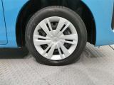 純正デザインのホイールキャップです 車両デザインを損ねることのないデザインです