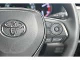 レーダークルーズコントロール(全車速追従機能付)付きです。車速に応じて追従支援してくれるので、ロングドライブも快適です。詳細は販売店スタッフまでおたずねください。