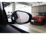 弊社車両はすべて、ご案内前の段階でビー・エム・ダブリュージャパンの基準に則って厳正な車両チェック(第3者機関よる査定)を実施しております。メーター改ざん車や修復歴車は一切ございません。