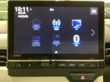 ナビゲーションはフルセグTV、インターナビ対応のGathers純正メモリーナビを搭載しています。Bluetoothオーディオ機能がありますので、スマートフォンなどの音楽も再生できます。