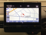 ナビゲーションはフルセグTV、インターナビ対応のGathers純正メモリーナビを搭載しています。Bluetoothオーディオ機能がありますので、スマートフォンなどの音楽も再生できます。
