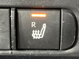 【シートヒーター】寒い日に重宝するシートヒーター!エアコンより早く温まってくれるので寒がりの人も安心ですね♪エアコンの温風は乾燥するから苦手、という方にもをおすすめです。