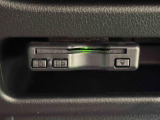 ETCカードを挿入することで高速道路を利用する際の支払いがキャッシュレスになったり、ETCスマートインターチェンジが利用できたり、とても便利なアイテムです!保証は修理保証のみとなります。