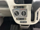エアコン操作部。