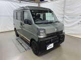 広々とした車内空間に優れた燃費性能。更にデザインも上質で人気のお車です!