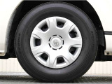 タイヤサイズ 195/80R15 107/105 LT