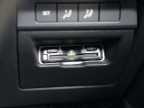 ETC車載器搭載です。スマートICも増えてきており、必須装備といって良い便利装備です。