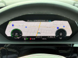 ドイツ車には特徴があり、メーターのメモリに一部色がついています。これはドイツでは推奨速度という考えがあるためです。安全で快適に走る際に適している速度を指しています。