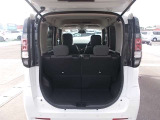 トランクには荷物もたくさん載せれます。