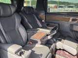 アルファード ハイブリッド 2.5 エグゼクティブ ラウンジ E-Four 4WD 