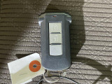 【スマートキー(エンジンスタートストップスイッチ)スマートキー(電子キー)を待っていれば、スイッチを押すだけでエンジンをかけることができます!