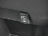 ◆12V電源ソケット◆スマートフォンの充電等にも便利な電源ソケット!使いやすい場所に装備されています。