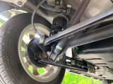 お車を安心してお乗りいただく為には、足回りの定期点検が欠かせません。サービスサポート(有償保証)では無料点検もご提供しており、安心のカーライフをお過ごしいただけるサポート体制が整っています。