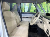 運転席シート廻りは使用感も少なく、良好な状態となっています。丁寧に使われていたことがよくわかりますね。