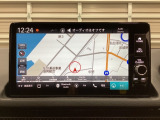 多機能と操作のしやすさを両立した、Honda CONNECT対応のナビディスプレーです。ETC2.0車載器もナビゲーション連動し、スマートフォン用Bluetoothユニット付きです。