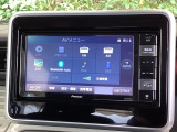 ナビ機能だけでなく、フルセグ、Bluetooth、DVDとCD再生などのオーディオ機能がついています!