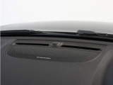 【harman/kardon】世界のオーディオファン垂涎のプレミアムサウンドシステムを搭載。原音に近い音場空間を忠実に再現。乗る人すべてに最良の音響体験を提供します。