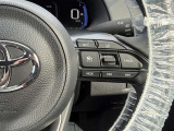 レーダークルーズコントロール(全車速追従機能付)付きです。車速に応じて追従支援してくれるので、ロングドライブも快適です。詳細は販売店スタッフまでおたずねください。