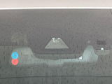 【トヨタセーフティセンス】走行中に前方の車両等を認識し、衝突しそうな時は警報とブレーキで衝突回避と被害軽減をアシスト。より安全にドライブをお楽しみいただけます。