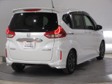 ボディクリーニング後、愛車をピカピカの状態へ保護するコーティング「ブライトパック」がおススメです!水垢がつきにくく、手入れがしやすくなりますよ!いつも愛車をきれいにしておきたい方におススメです。