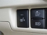 【シートヒーター】運転席シートには寒い季節に暖かく快適なシートヒーターを装備!
